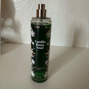 Vanilla bean, Noel Bath and Bodyworks perfume